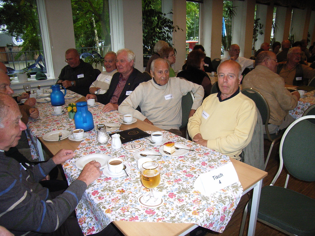 v.l.n.r. (gegenüber): Fred Nase, Harry Hoffmann, Wolf-Dieter Heuer, Günter Aufenberg, Manfred Weißer