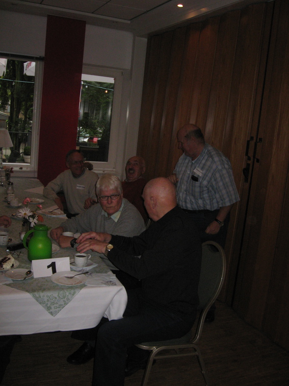 Bergert, Klaus / Grobe, Klaus / Eckhardt, Hermann / Schrader, Horst / Winkelmann, Lothar (stehend)