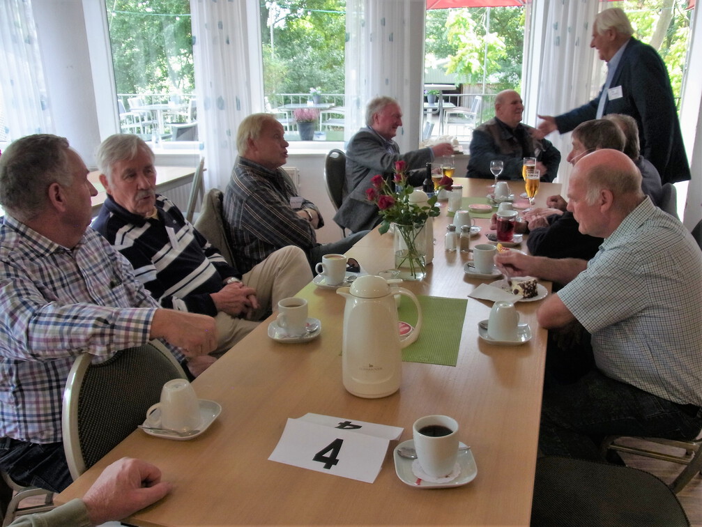 Baan,H-H/ Prümm, Werner/ Spors,Manfred/, Schenzel, Helmut/ Winkelmann,Lothar/ Schmuhl,Reinhold/ ?/ McVean,Hugh/ 