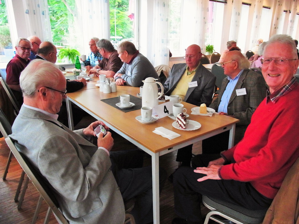 Mittermair, Adolf /  Nahrius, Horst / Fricke, Rolf / Guth, Reinhard / Sorg, Albert / Heitland, Dankwart / Olheide, Walter / Möller, Friedrich / Best, Franz / Fromm, Gerhard