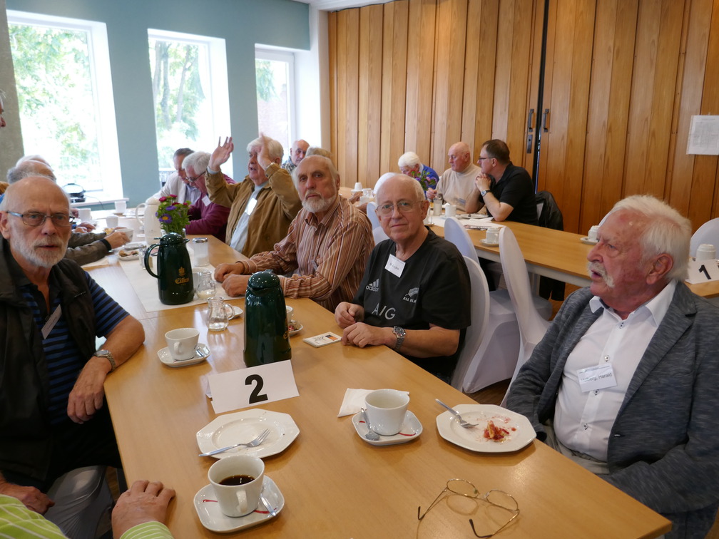 Lenz,Jörg/ Dostmann,Hans/??/ Lopez-Perez,Eligenio/ Künne,Jürgen-F./Gatz,Hans-Joachim/ Bludau,Jens/ Helberg,Harald