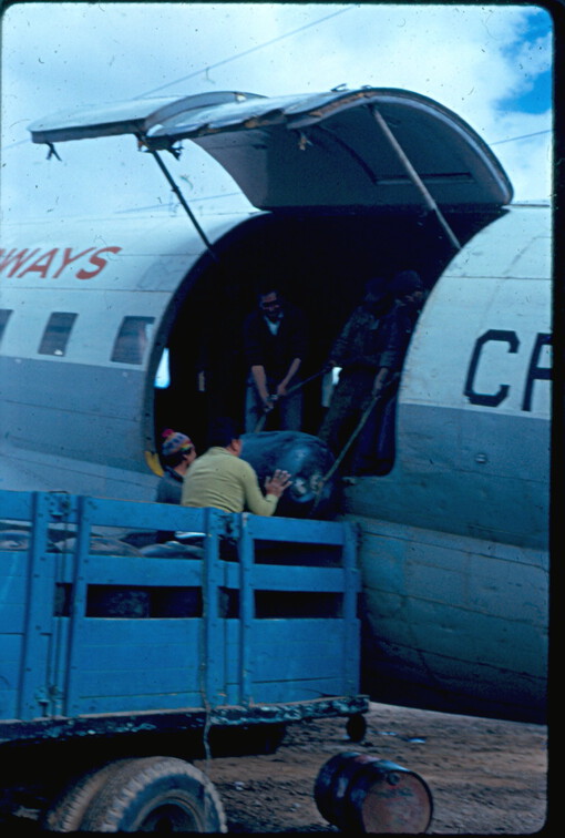 Unsere Ausrüstung wird verladen