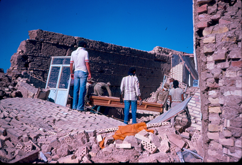 Ausrüstungsgegenstände werden geborgen