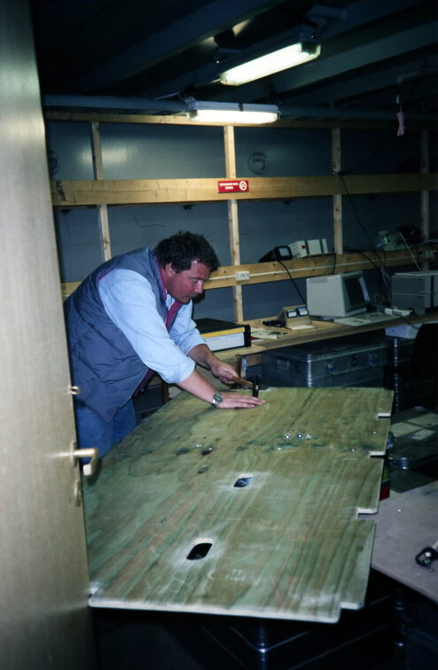 eine Grundplatte aus Sperrholz - robust und gut zu verarbeiten