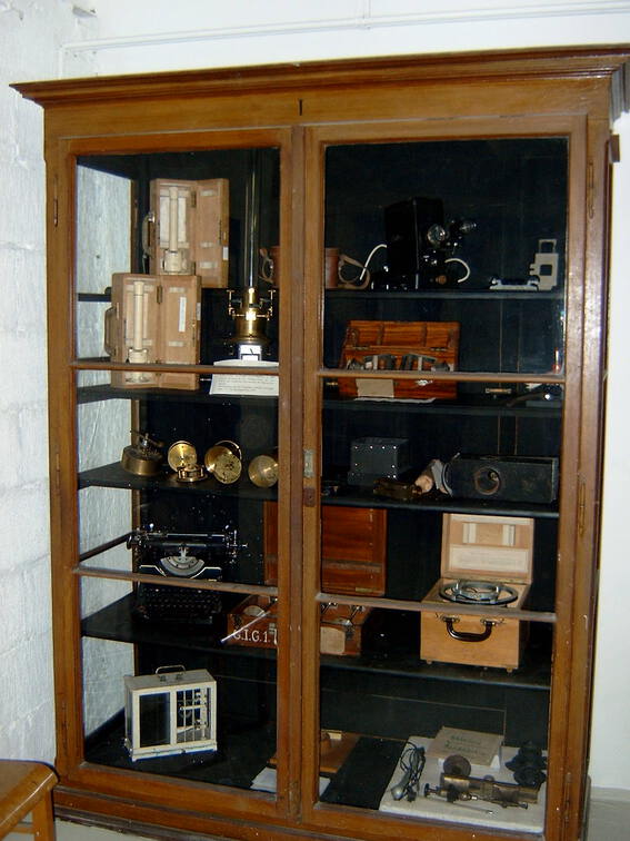 Historische Instrumente (3)