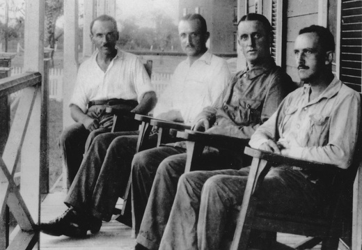 P. Liebrecht, . Rellensmann, L. Mintrop und O. Geußenhainer in Dos Bocas bei San Diego, Mexico, 1923