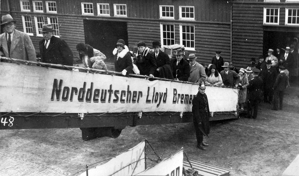 Einschiffen auf die MÜNCHEN in Bremerhaven