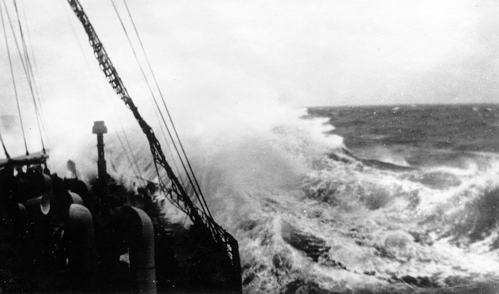 was bei dieser Dezembersee kein Wunder ist.