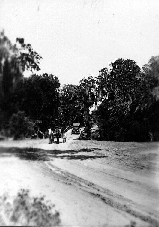 Typische Straßen außerhalb der Städte