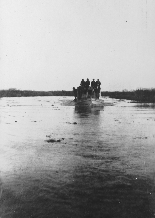 Gemütlich geht es per Boot weiter
