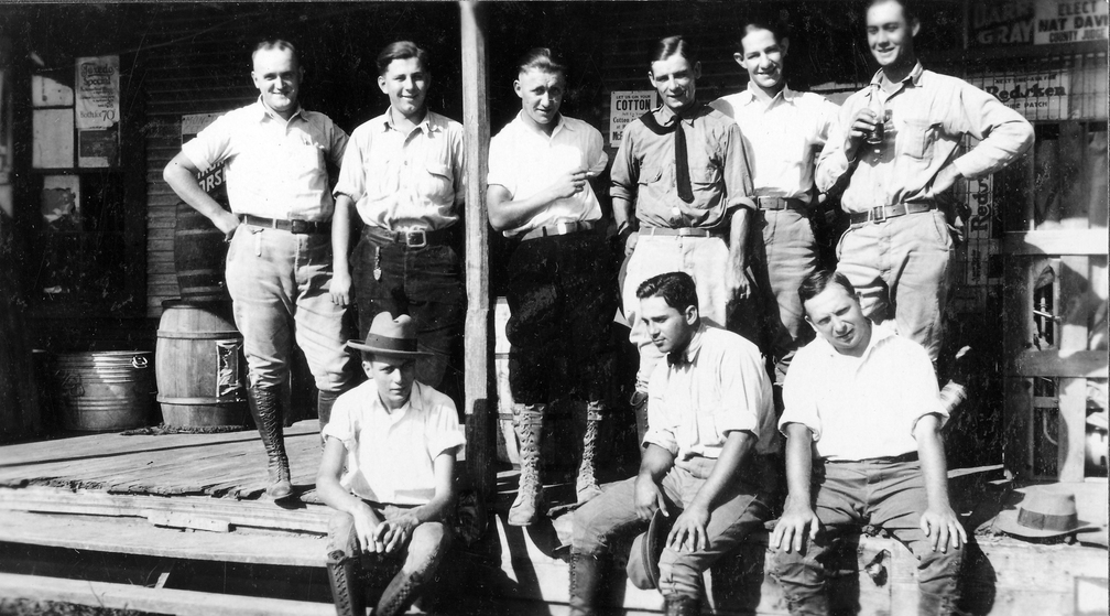 Erfrischungspause, natürlich mit Coca Cola auf dem Weg zum Hotel