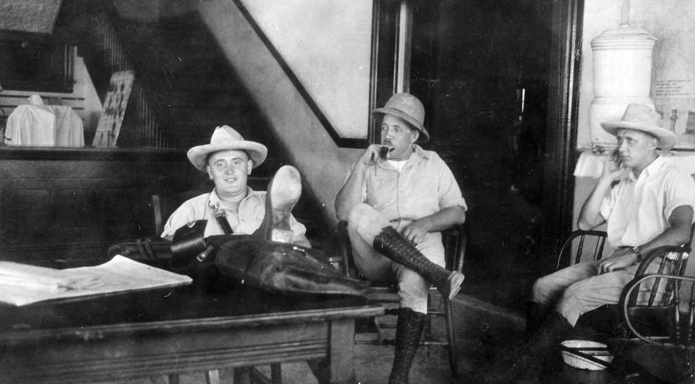 Feierabend. Mitte: Otto Weitershagen