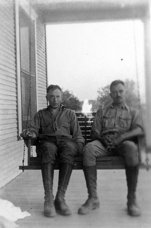 Der Tag klingt aus, NN und NN