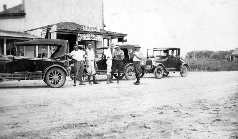 Hier wurde die Produktion übermittelt und neue Order entgegen genommen. Rechts: Otto Weitershagen