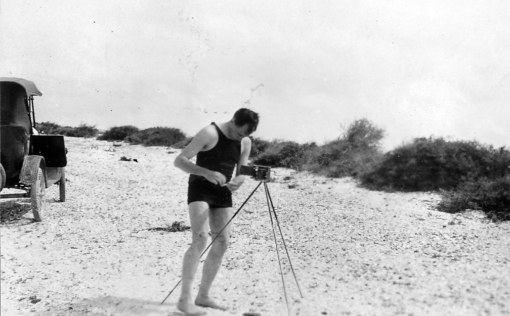 Nicht nur tolle Autos, sondern auch eine exzellente Fotoausrüstung konnte man sich leisten.