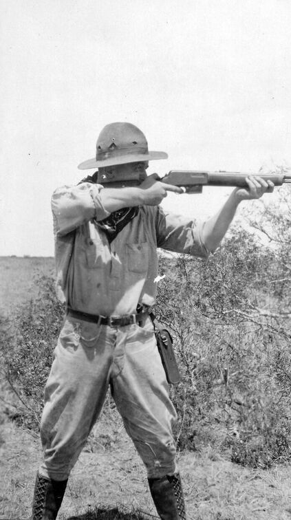 Sieht richtig professionell aus, ob er auch getroffen hat?