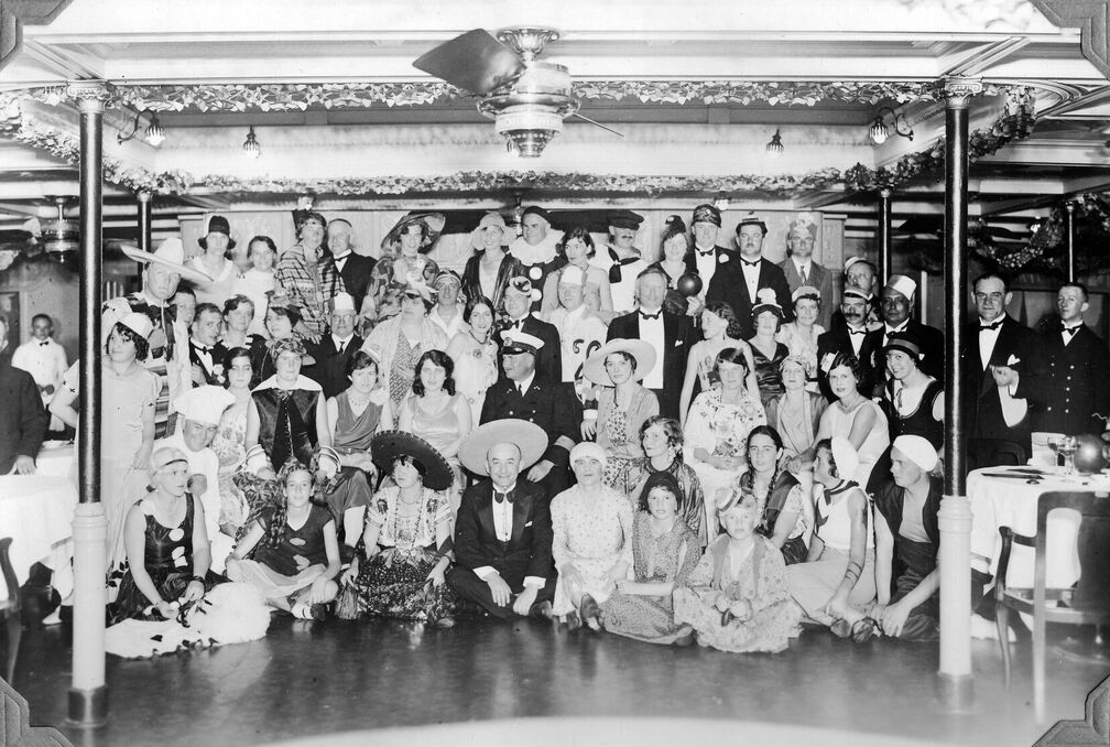 Bergfest, Thema ist Latainamerika. Zweiter von rechts vermutlich A. Klopp