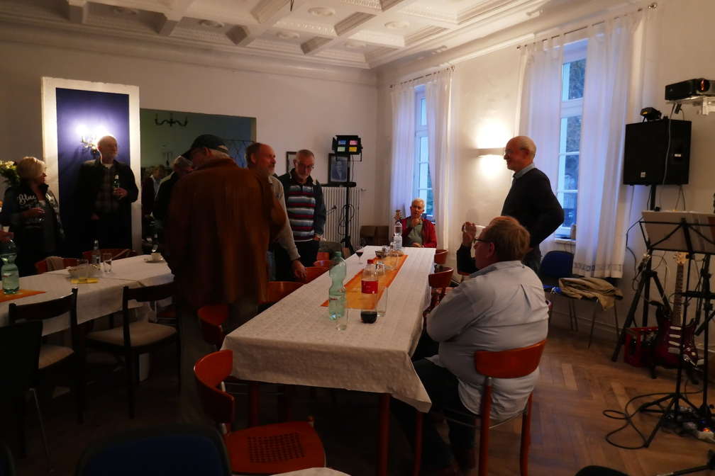 2018-09-15 19-17-08 - P1020771