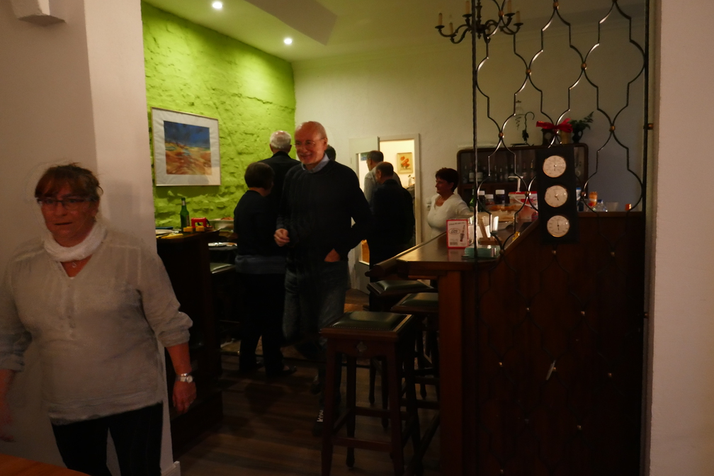 2018-09-15 19-27-42 - P1020780