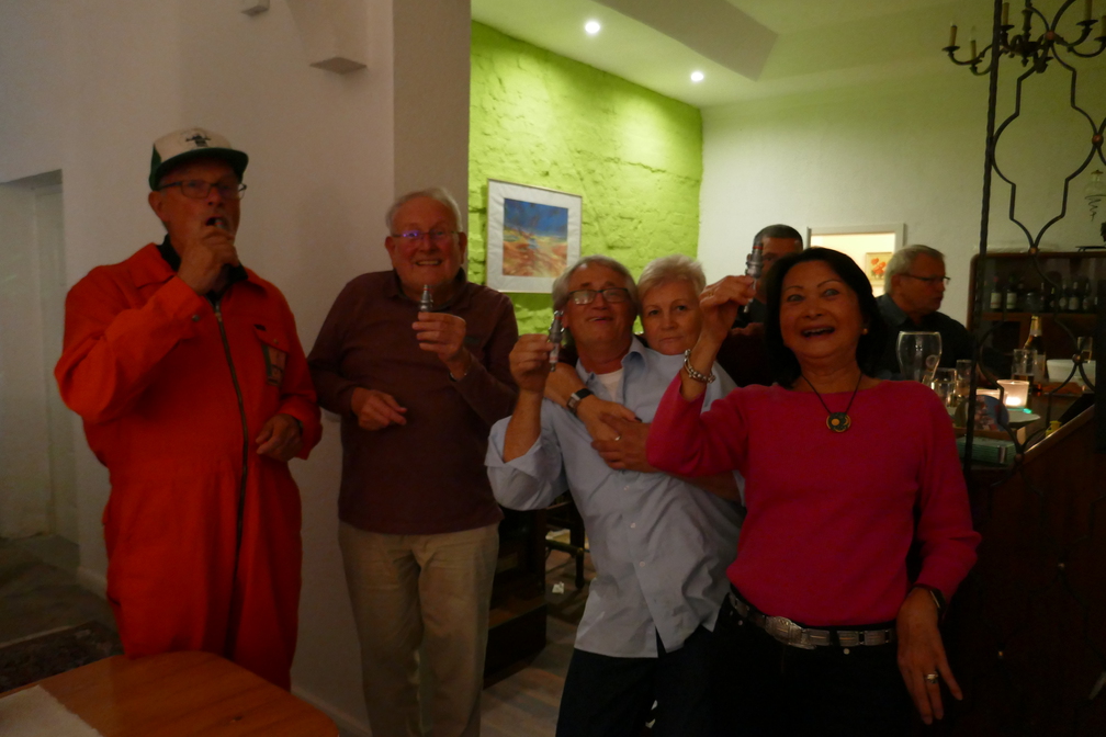 2018-09-15 21-46-34 - P1020807