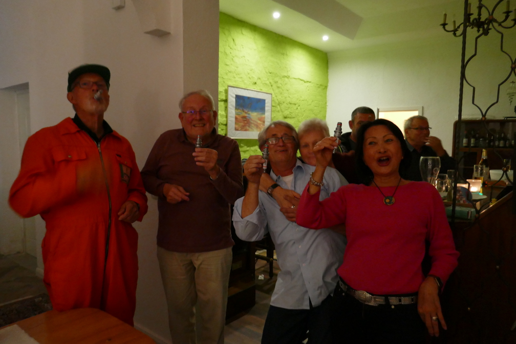 2018-09-15 21-46-36 - P1020808