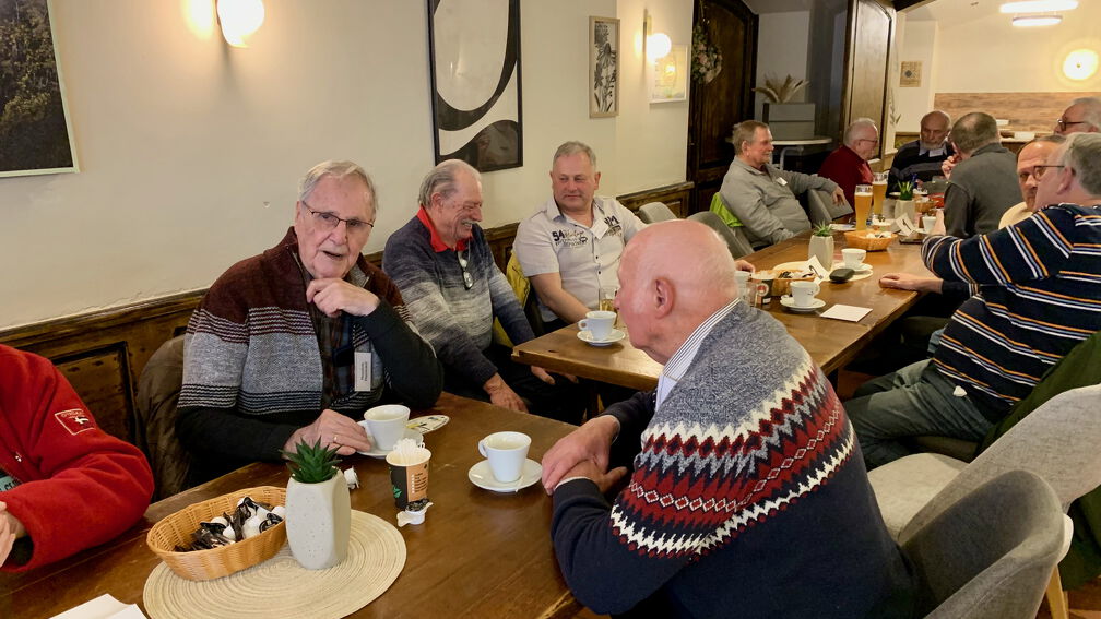 Ehemaligen Treff 25032025 19